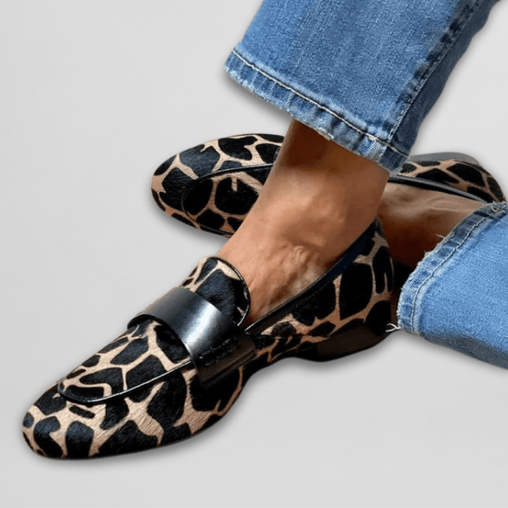 Liliana | Women’s Elegant Round Toe Heeled Loafers