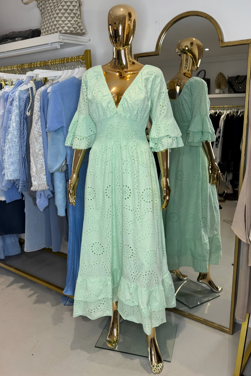 Sera | Women’s Elegant V Neck Muslin Dress
