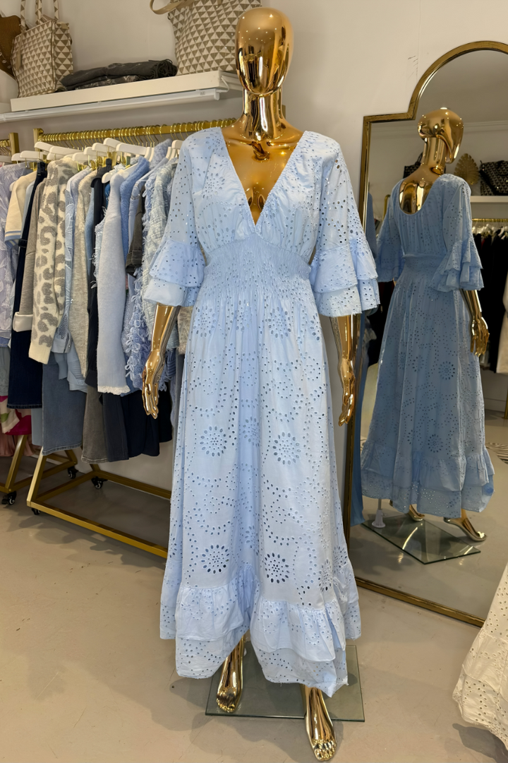 Sera | Women’s Elegant V Neck Muslin Dress