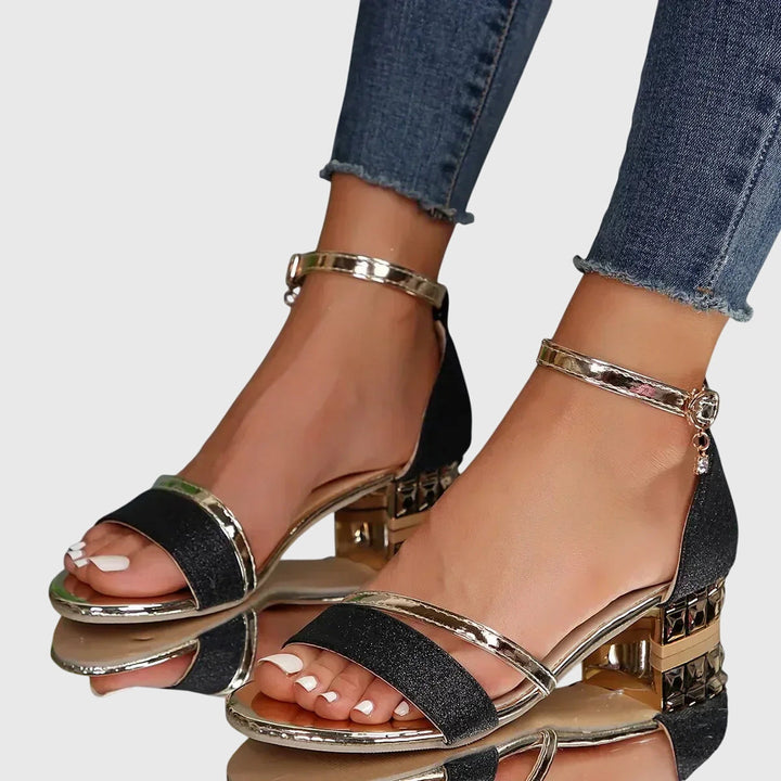 Gia | Women&