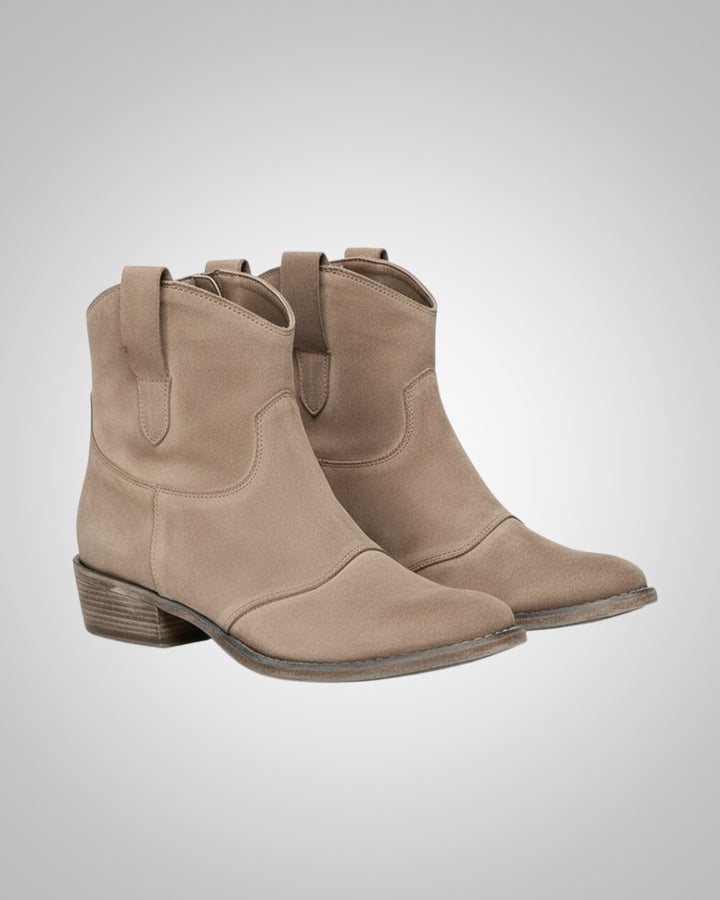 Yara | Women’s Vintage Ankle Cowboy Boots