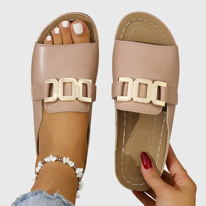 Victoria | Women&