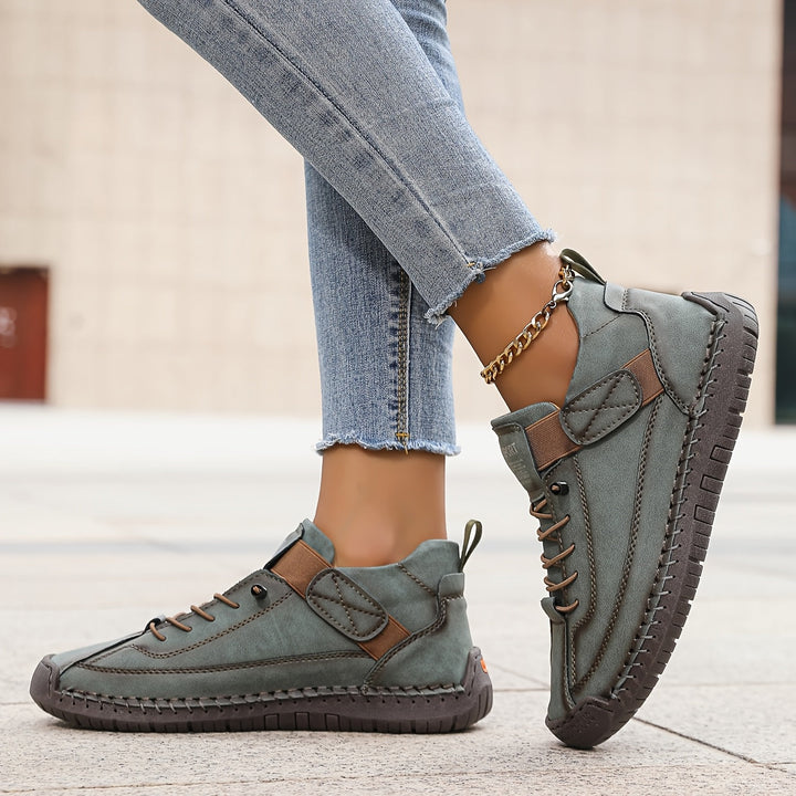 Nela | Women&