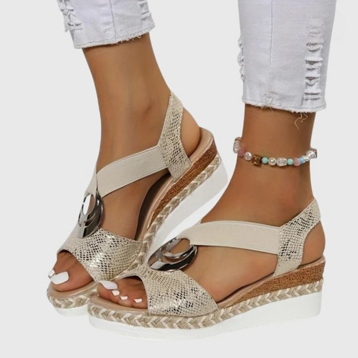 Avonlea | Women&