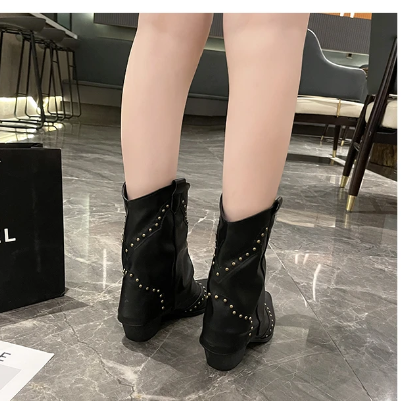Rylee | Women’s Casual Studded Cowboy Boots