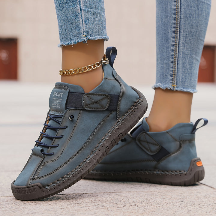 Nela | Women&