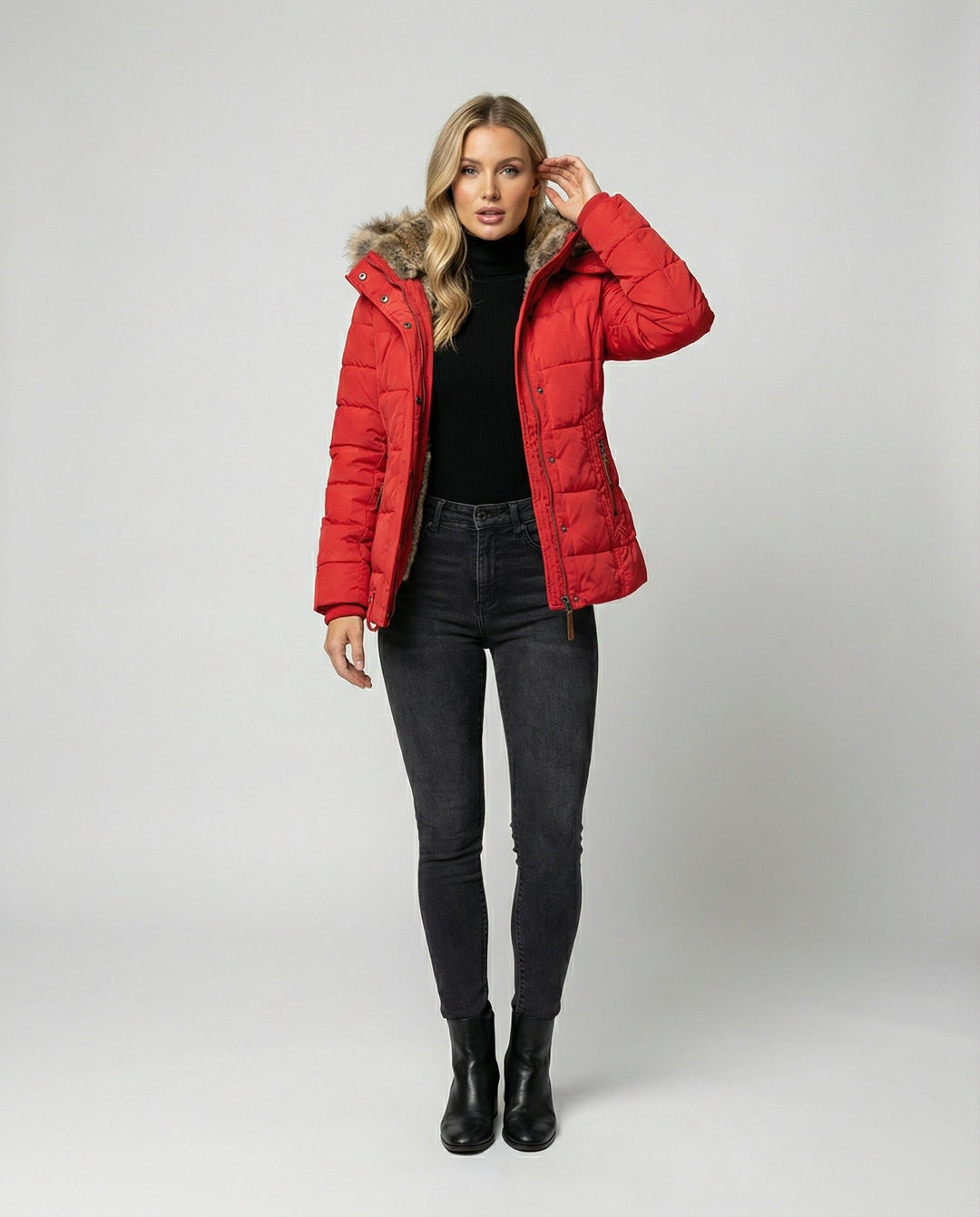 Emily | Women&