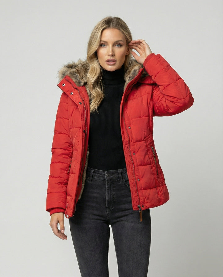 Emily | Women&