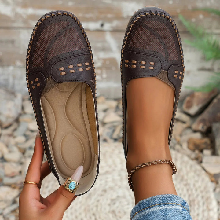 Clover | Women’s Perforated Round Toe Loafers