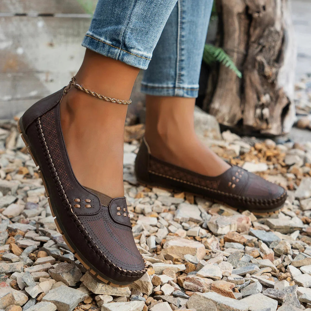 Clover | Women’s Perforated Round Toe Loafers