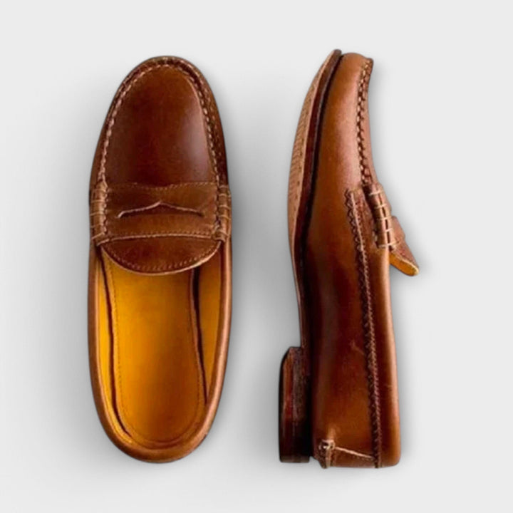 Leona | Women’s Vintage Slip-On Loafers