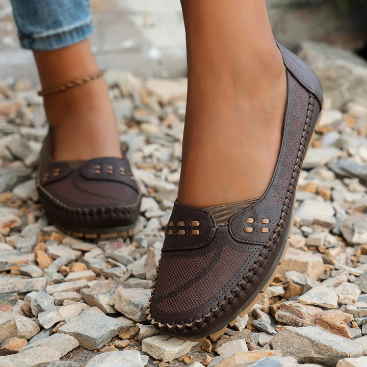 Clover | Women’s Perforated Round Toe Loafers