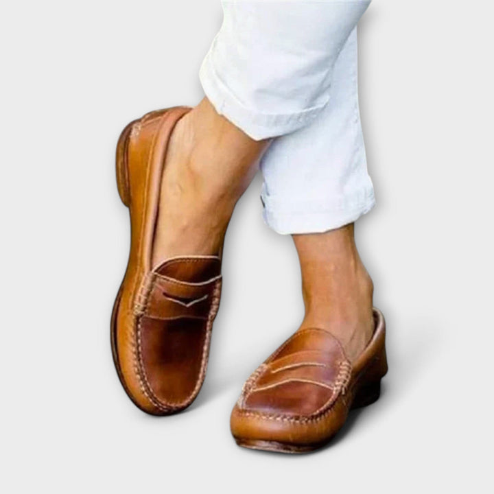 Leona | Women’s Vintage Slip-On Loafers