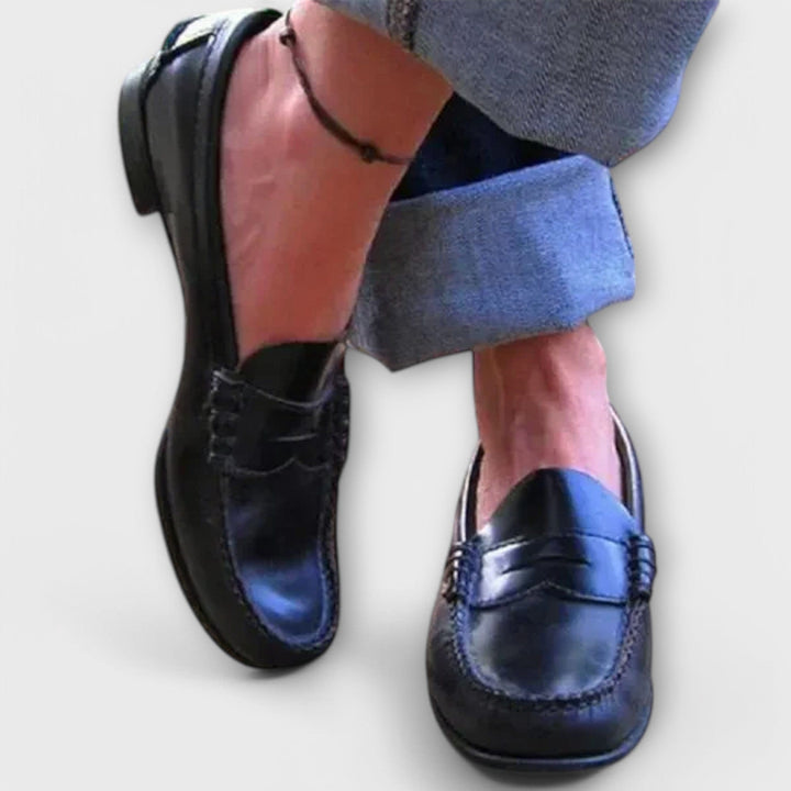 Leona | Women’s Vintage Slip-On Loafers
