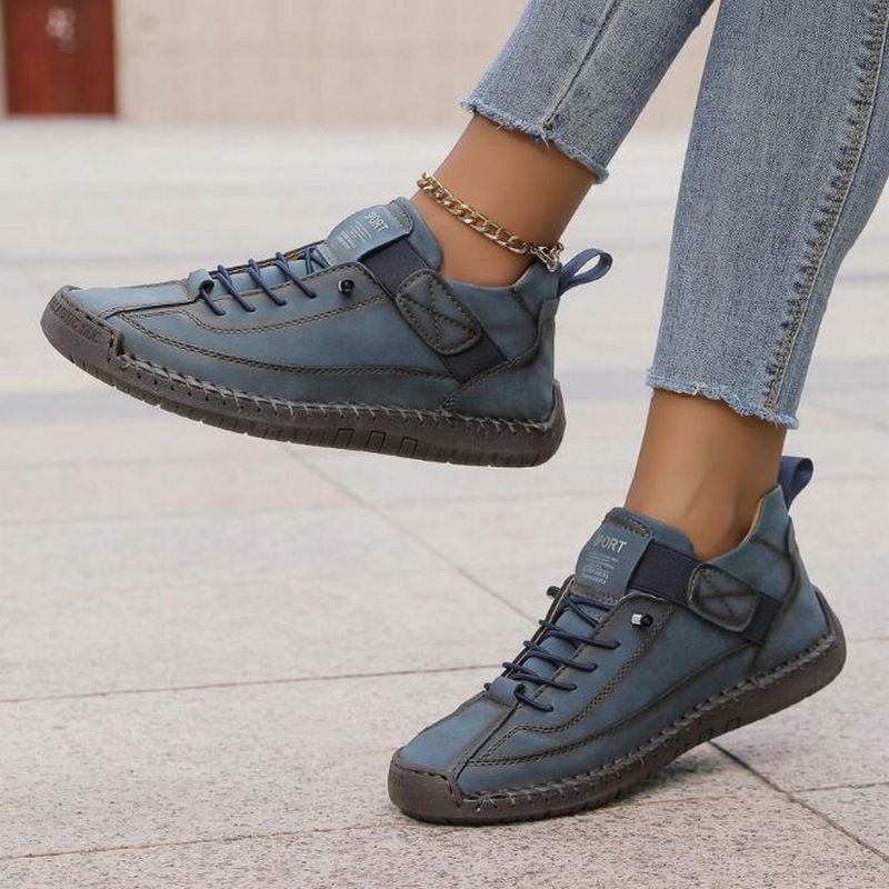 Nela | Women&