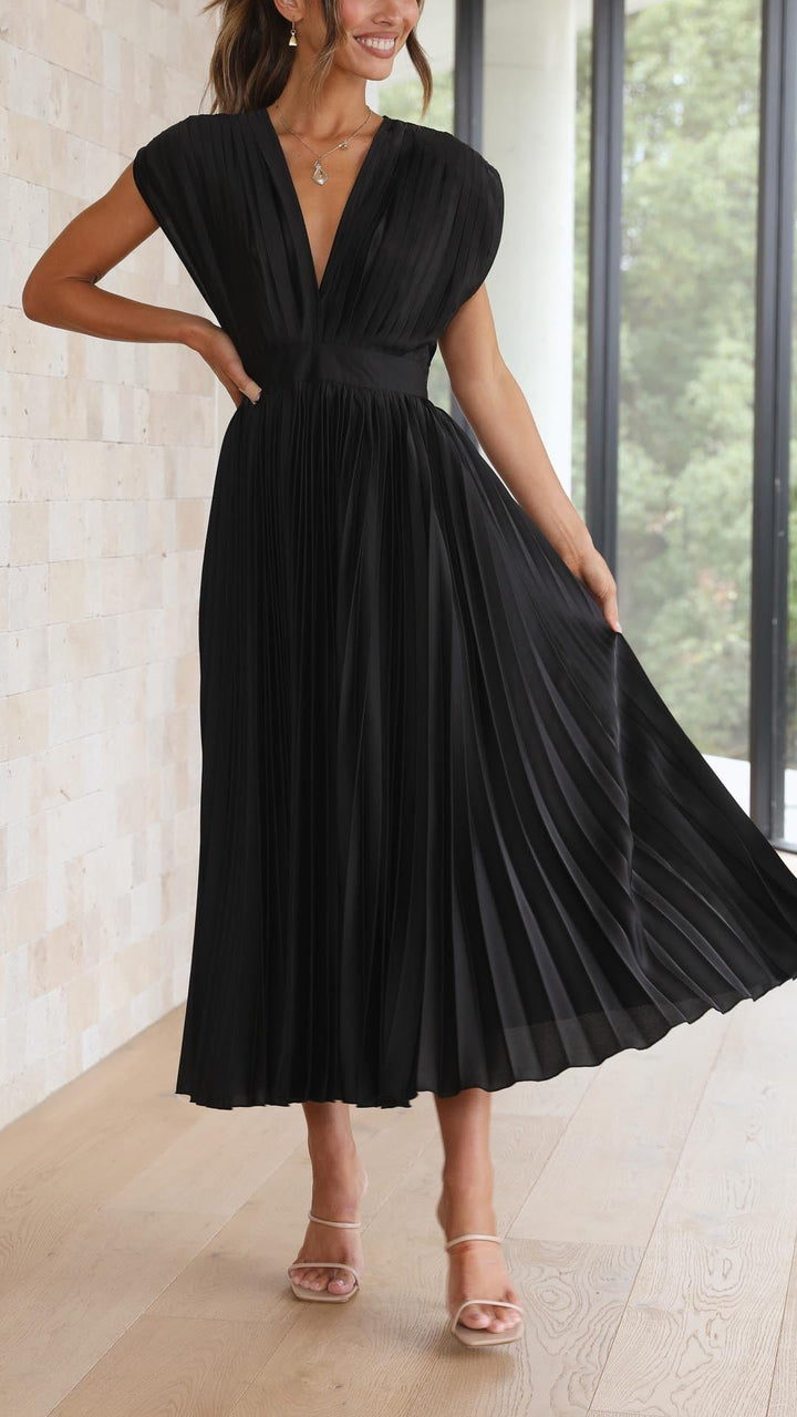 Maria | Women’s Pleated V-Neck Maxi Dress
