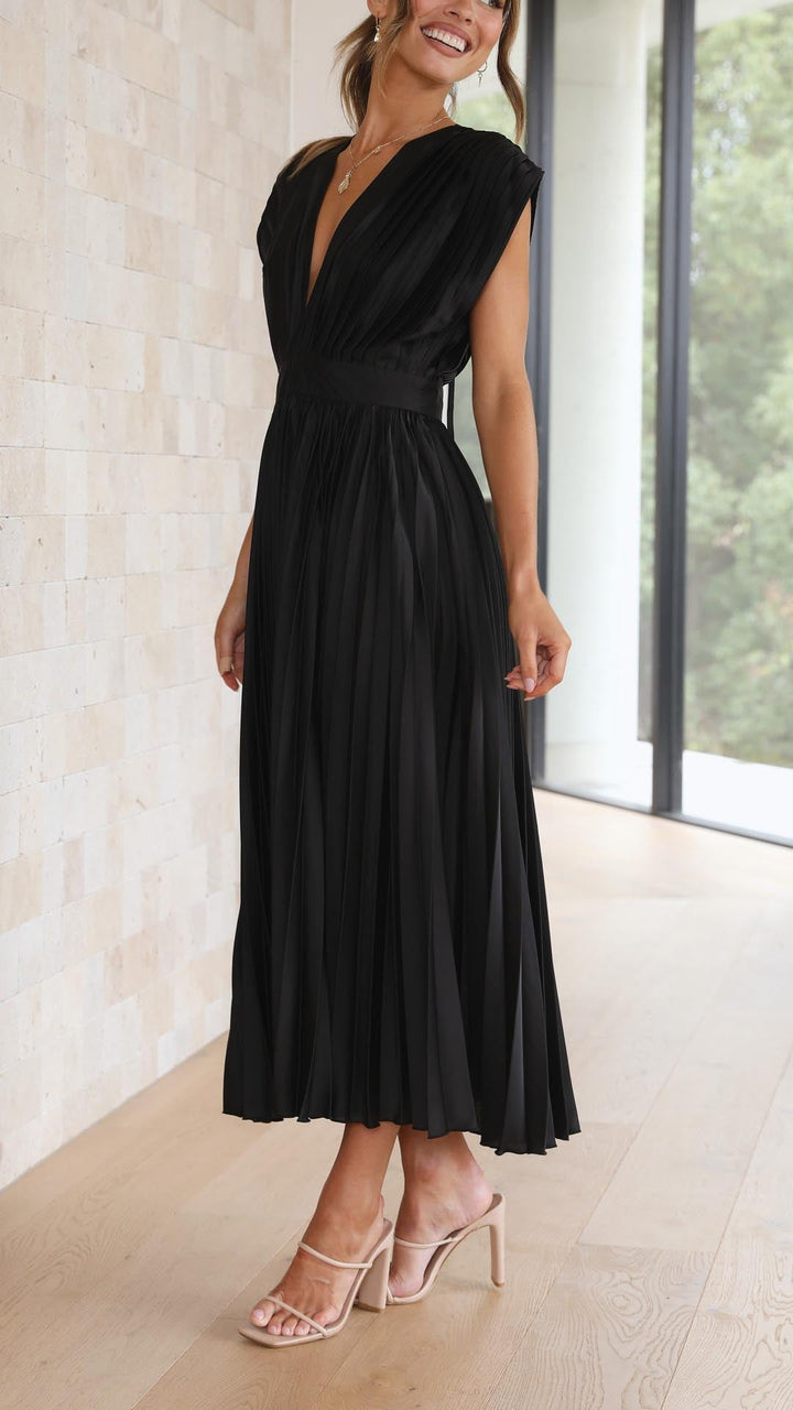 Maria | Women’s Pleated V-Neck Maxi Dress