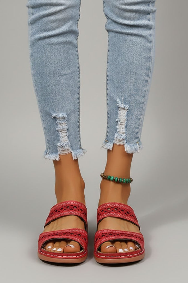 Ellie | Women&
