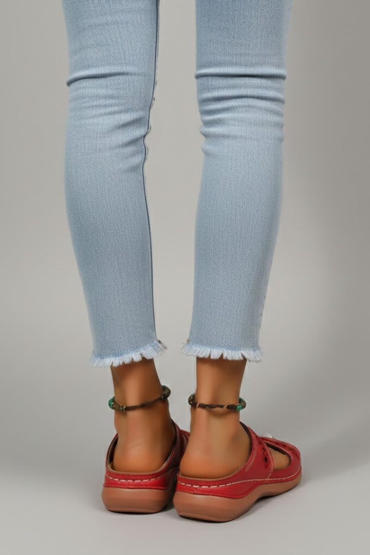 Ellie | Women&